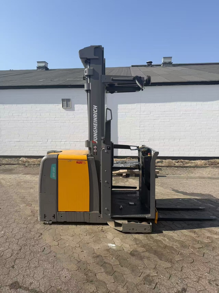 05542ef0969470d997233fc1f47d8f13.jpg