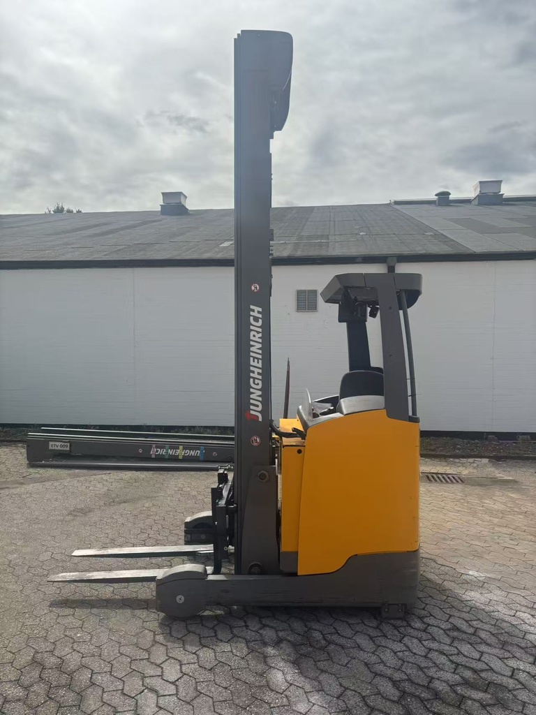 daf298c8c576691833c4cf1348f87dbf.jpg