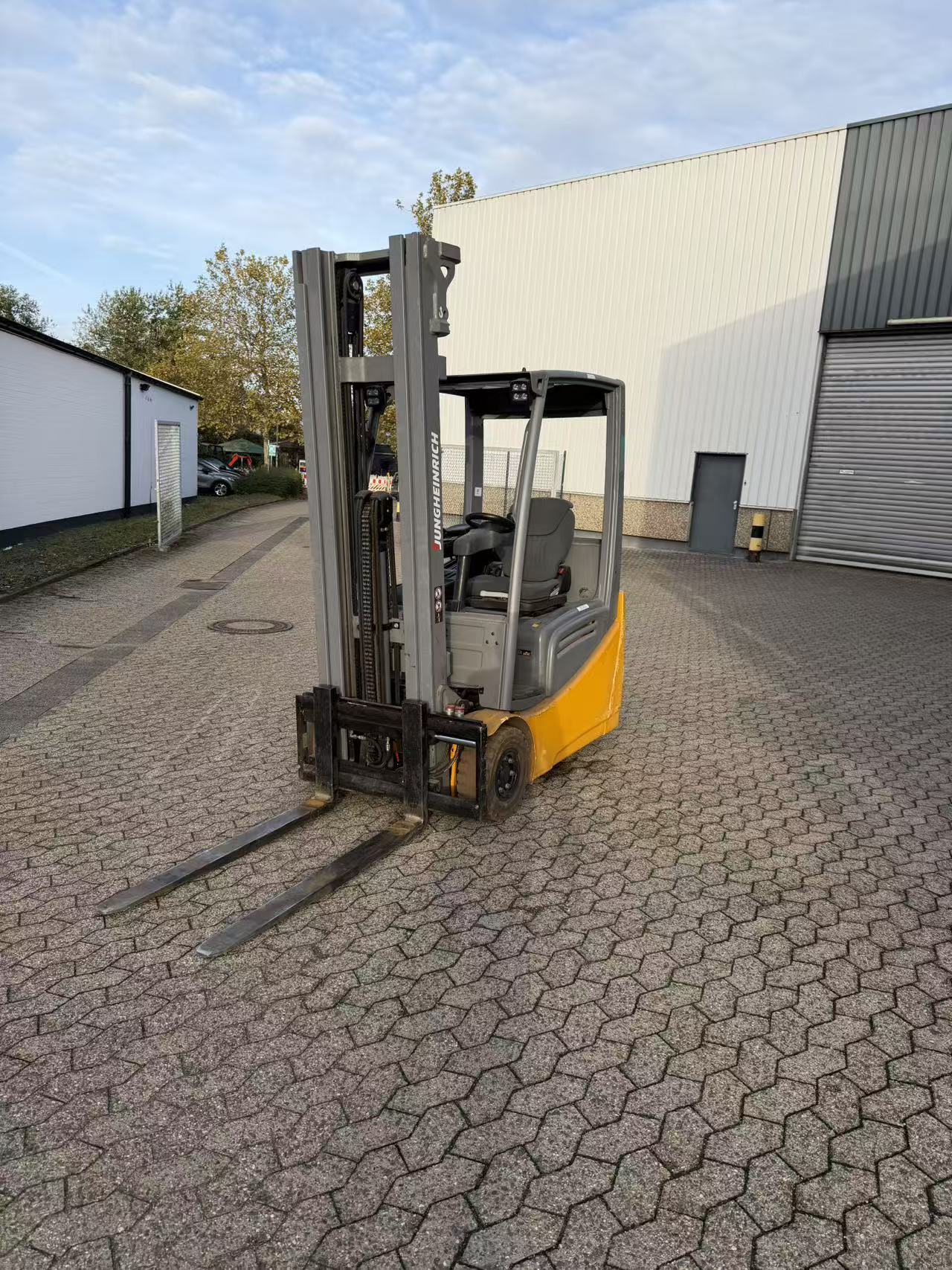 EFG216 GE 115 550DZ